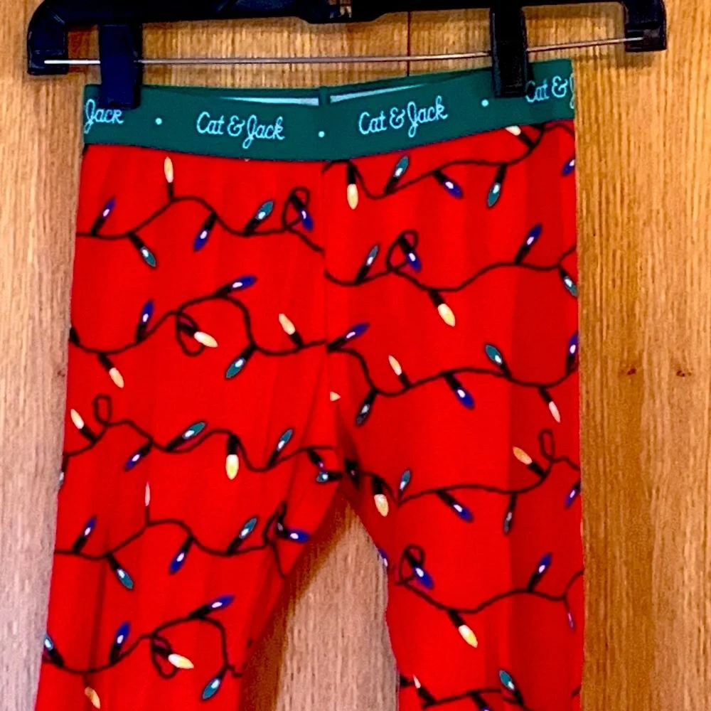 Cat and Jack Cat & Jack RED Christmas lights holiday PJ pants pajama bottoms EUC